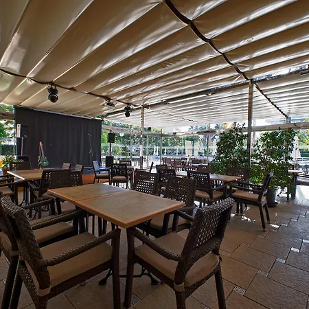 Pineda Park 4*