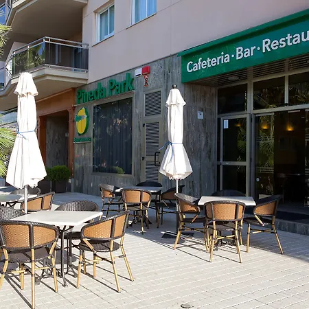 Apartmanhotel Pineda Park 4*